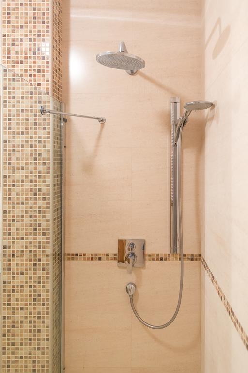 Saint Stefan Apartments スヴェティ・ステファン 部屋 写真